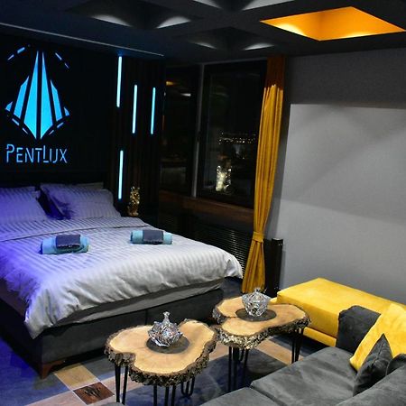 Pentlux - Spa Penthouse In The Heart Of Skopje Exterior foto