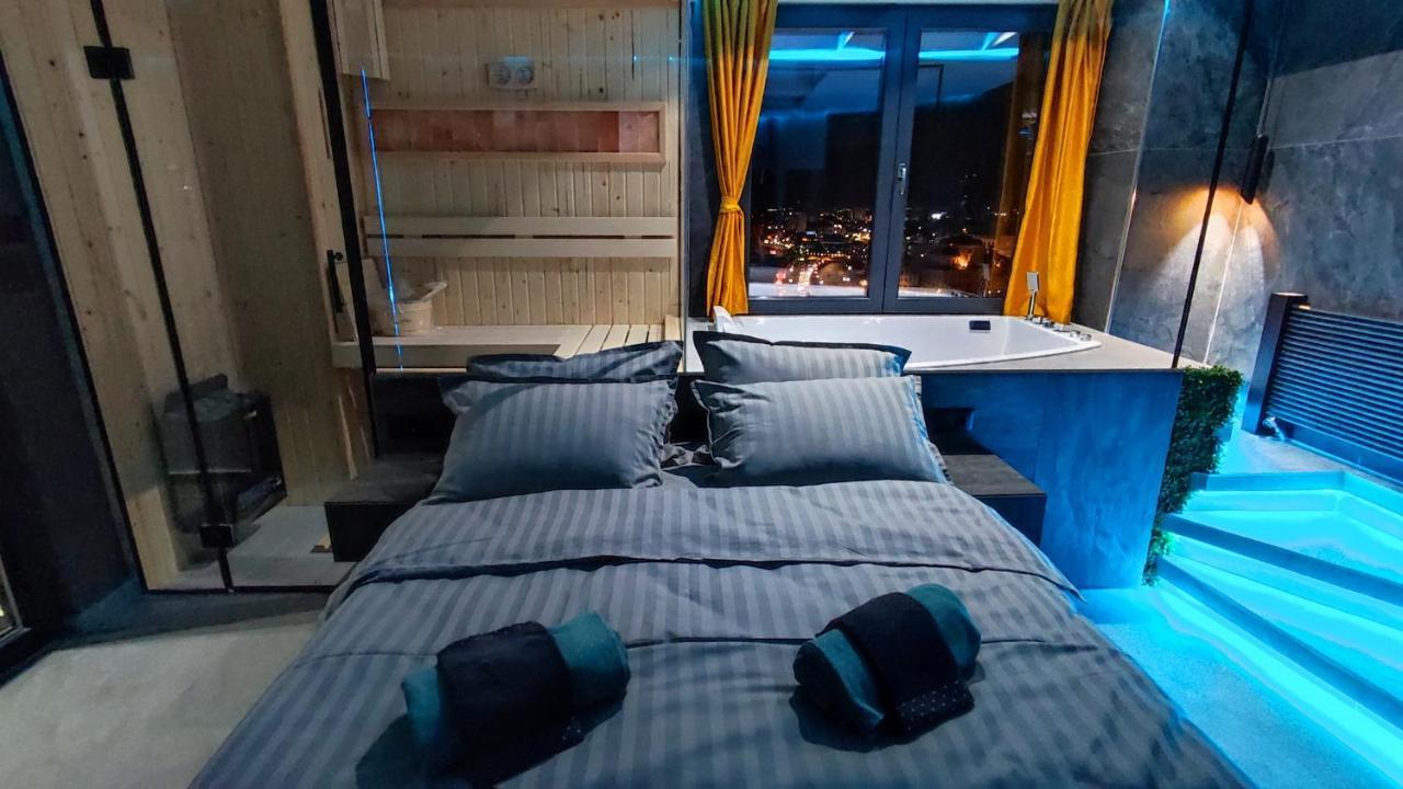 Pentlux - Spa Penthouse In The Heart Of Skopje Exterior foto