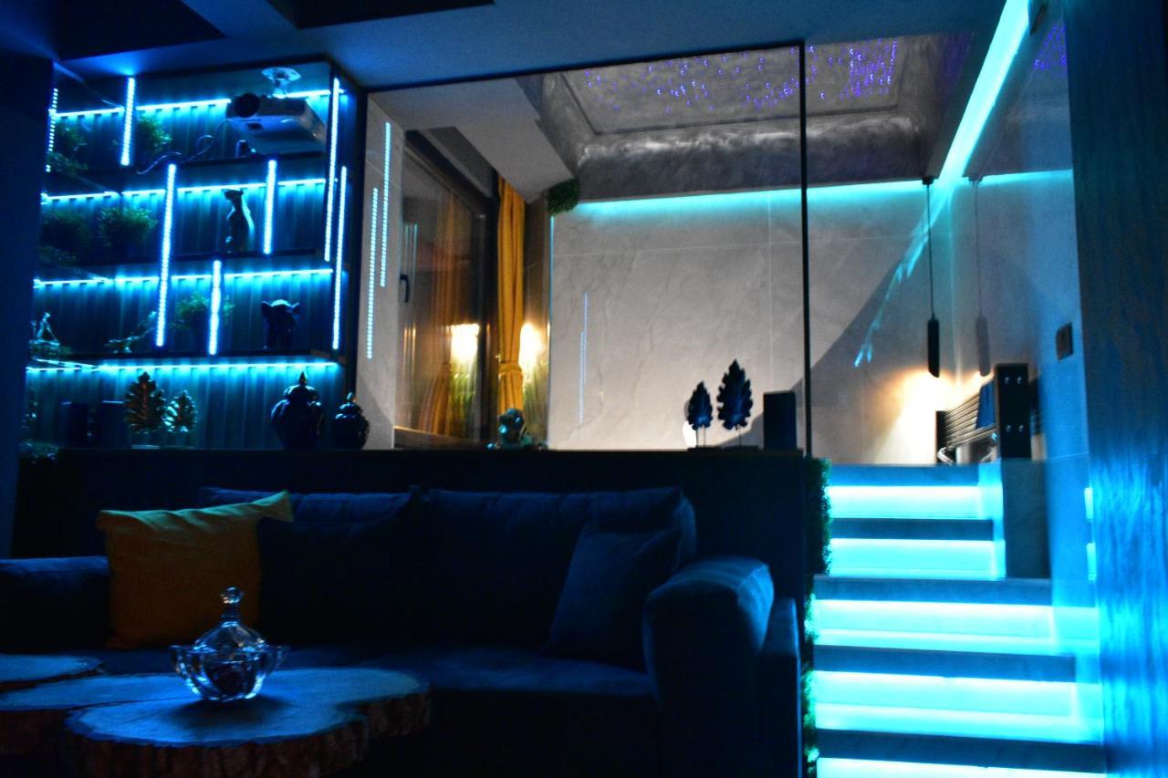 Pentlux - Spa Penthouse In The Heart Of Skopje Exterior foto