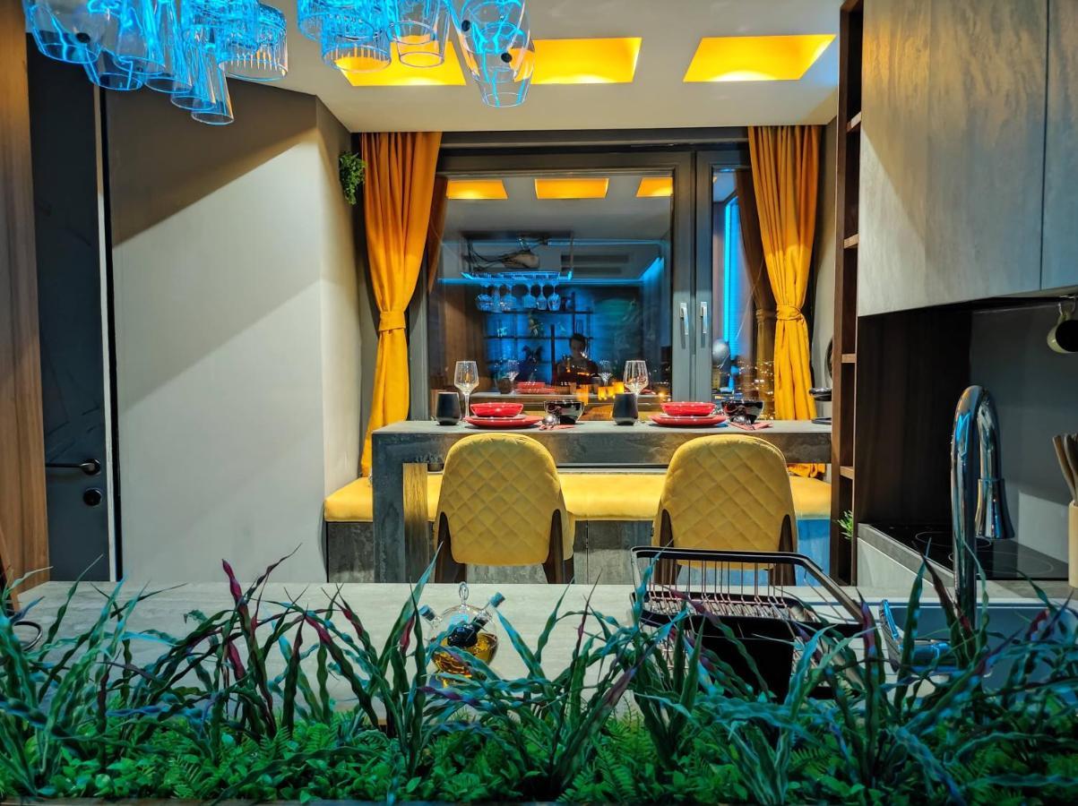 Pentlux - Spa Penthouse In The Heart Of Skopje Exterior foto