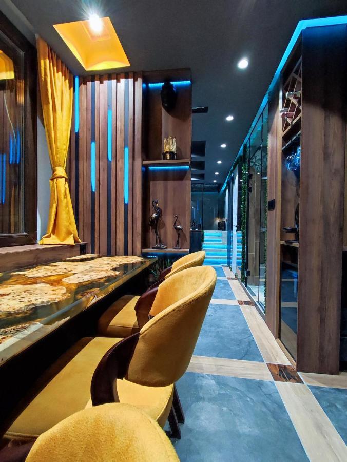 Pentlux - Spa Penthouse In The Heart Of Skopje Exterior foto